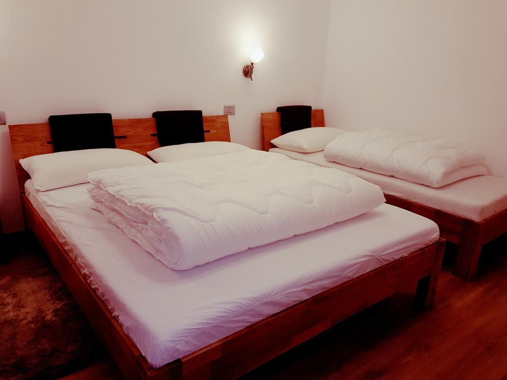 Apartment San Colombano Sant'Antonio  エクステリア 写真